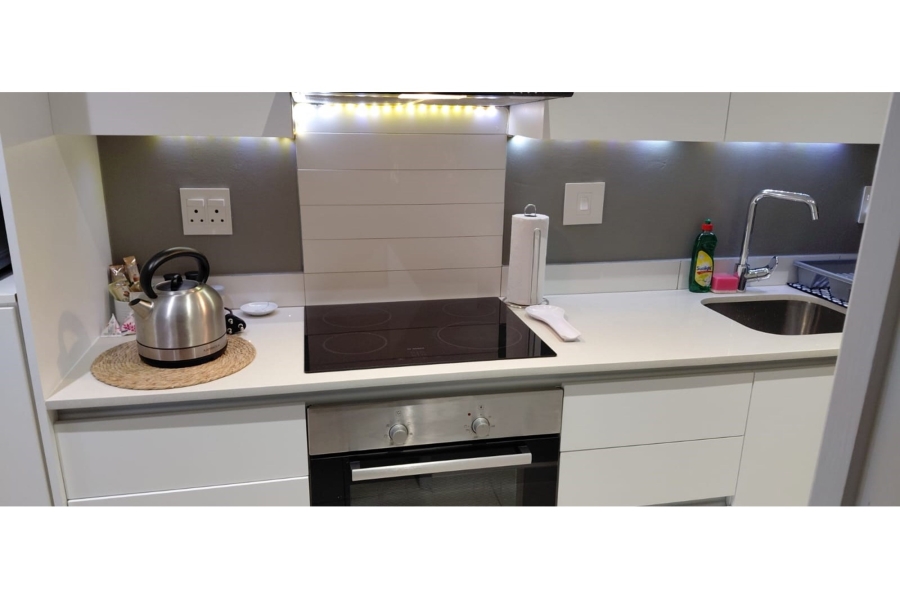 To Let 1 Bedroom Property for Rent in Beachfront Western Cape